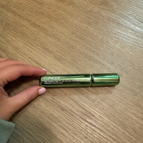 Clinique High Impact Black Mascara - Picture 4 of 4